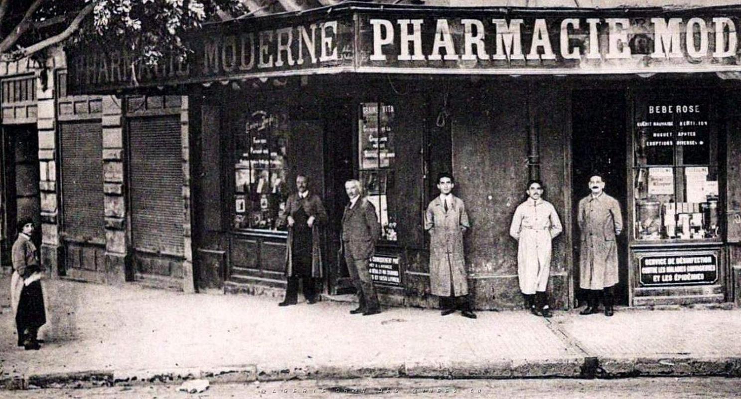 1261- Oran - Angle Bd National (Joffre) et Sebastopol - Pharmacie2.jpg